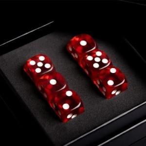 Linking Dice 2.0 by Nobuyuki Nojima