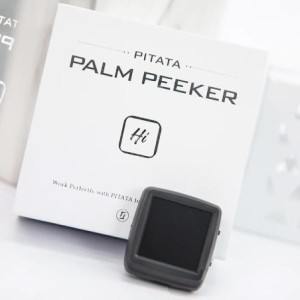 PITATA Palm Peeker